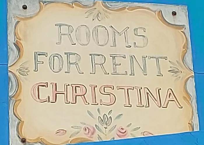 Christina Rooms No2
